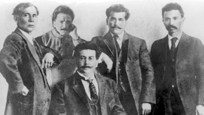 El Partido Liberal Mexicano emite sus estatutos fundacionales; SLP, 28 de Septiembre de 1905